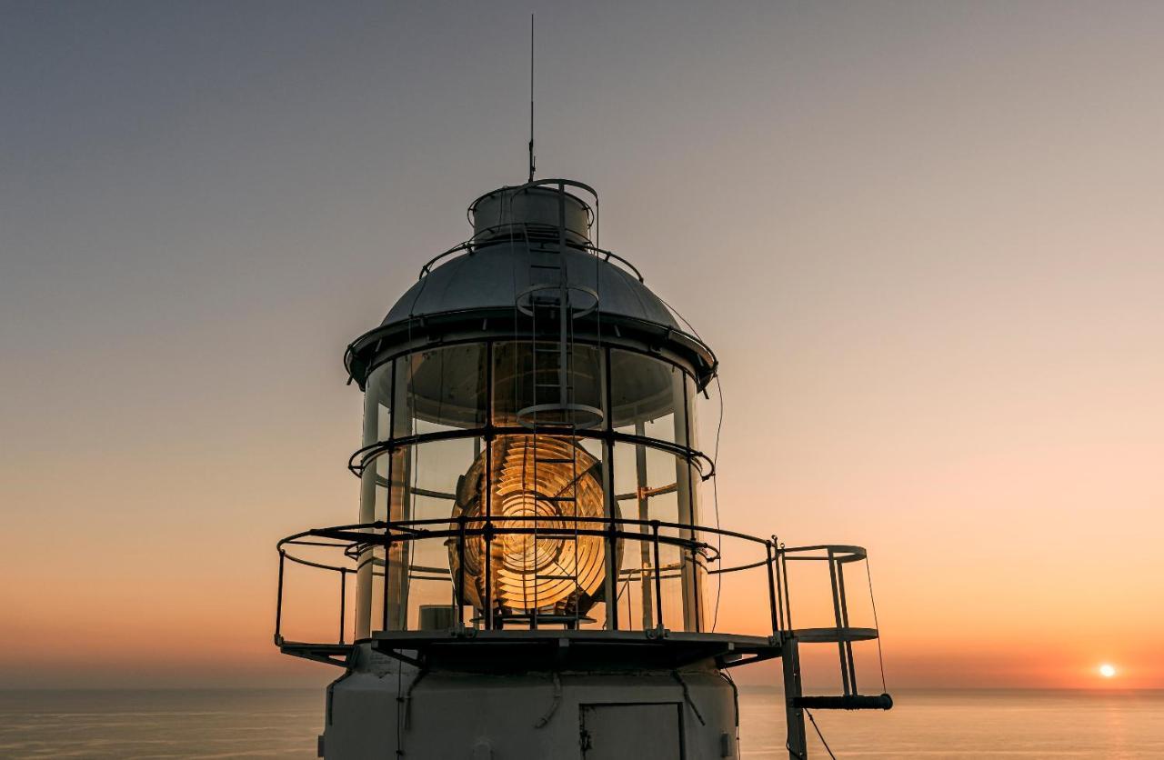 Faro Punta Imperatore Forio di Ischia المظهر الخارجي الصورة